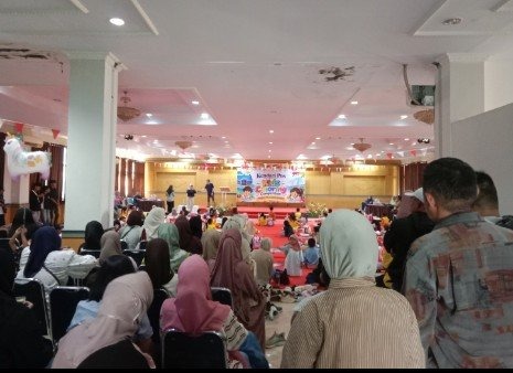 Suasana Lomba Mewarnai Kendari Pos Kids di Aula Gara Pena Kendari, Sabtu (26/9/2026). Foto: kendarinews.com