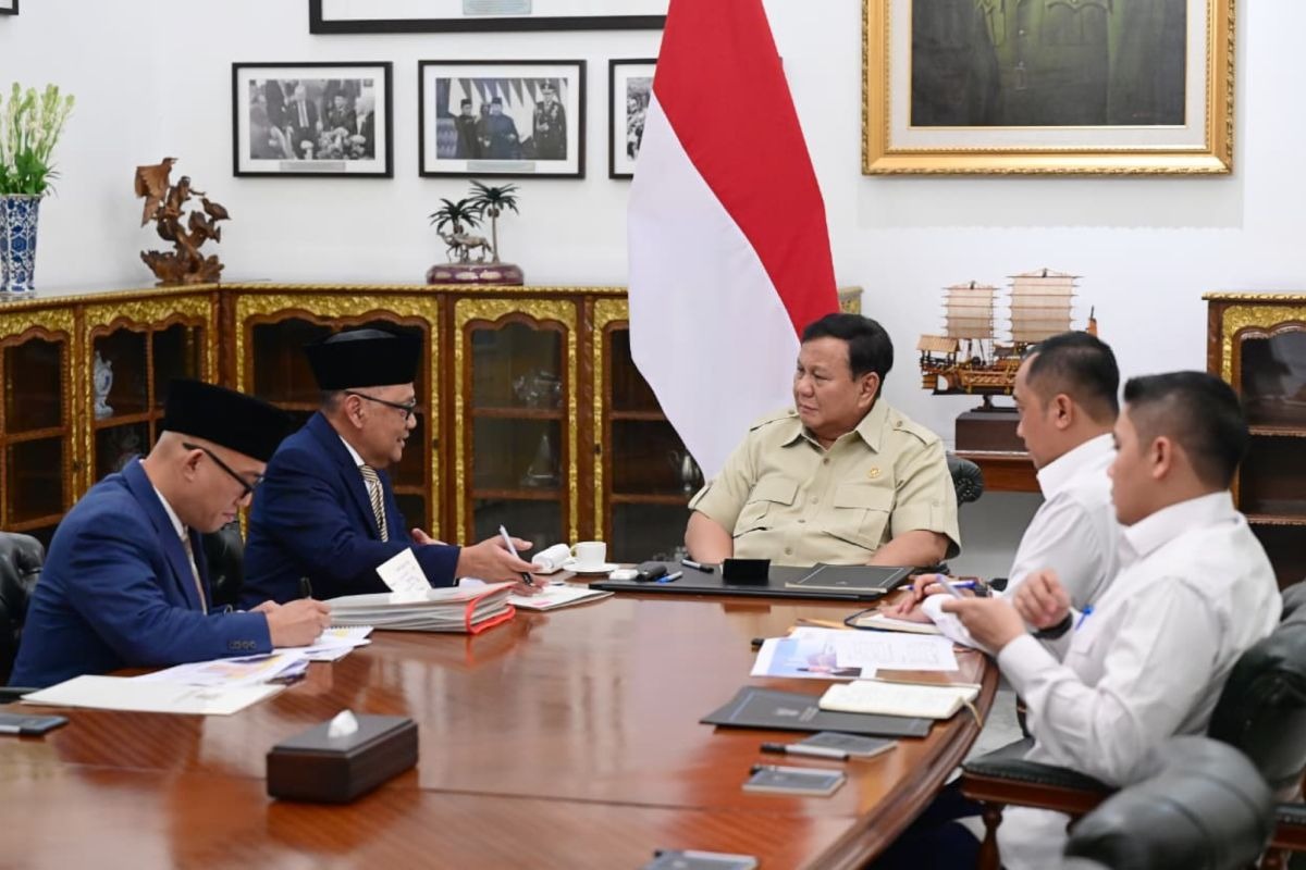 Antrean Haji Turun Jadi 14 Tahun, Prabowo Minta Audit Forensik BPKH