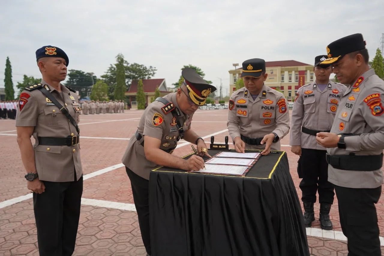 dua-pejabat-utama-polda-sulteng-berganti-kapolres-sigi-diisi Dua Pejabat Utama Polda Sulteng Berganti, Kapolres Sigi Diisi AKBP Agus Dwi Cahyono