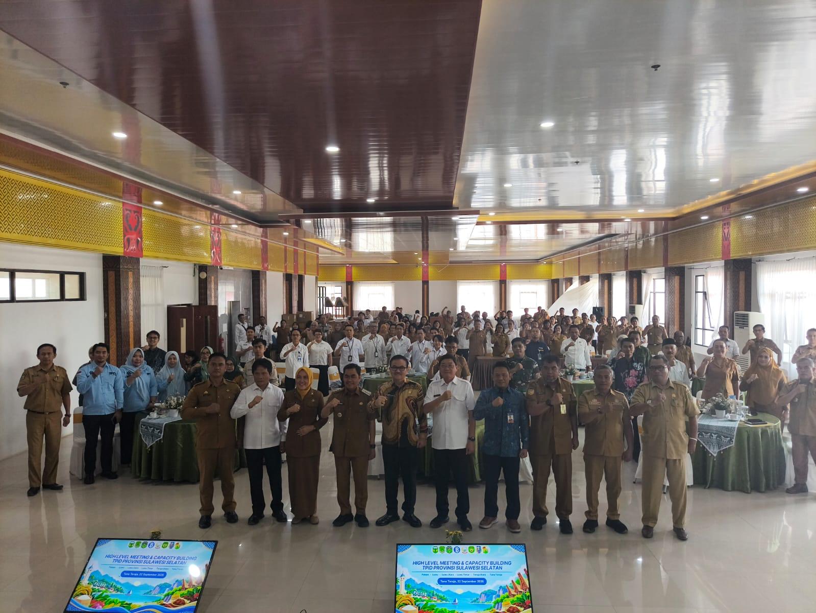 hlm-tpid-zona-v-luwu-timur-inflasi Peserta HLM TPID Provinsi Sulawesi Selatan Zona V di Ruang Pola Kantor Bupati Tana Toraja