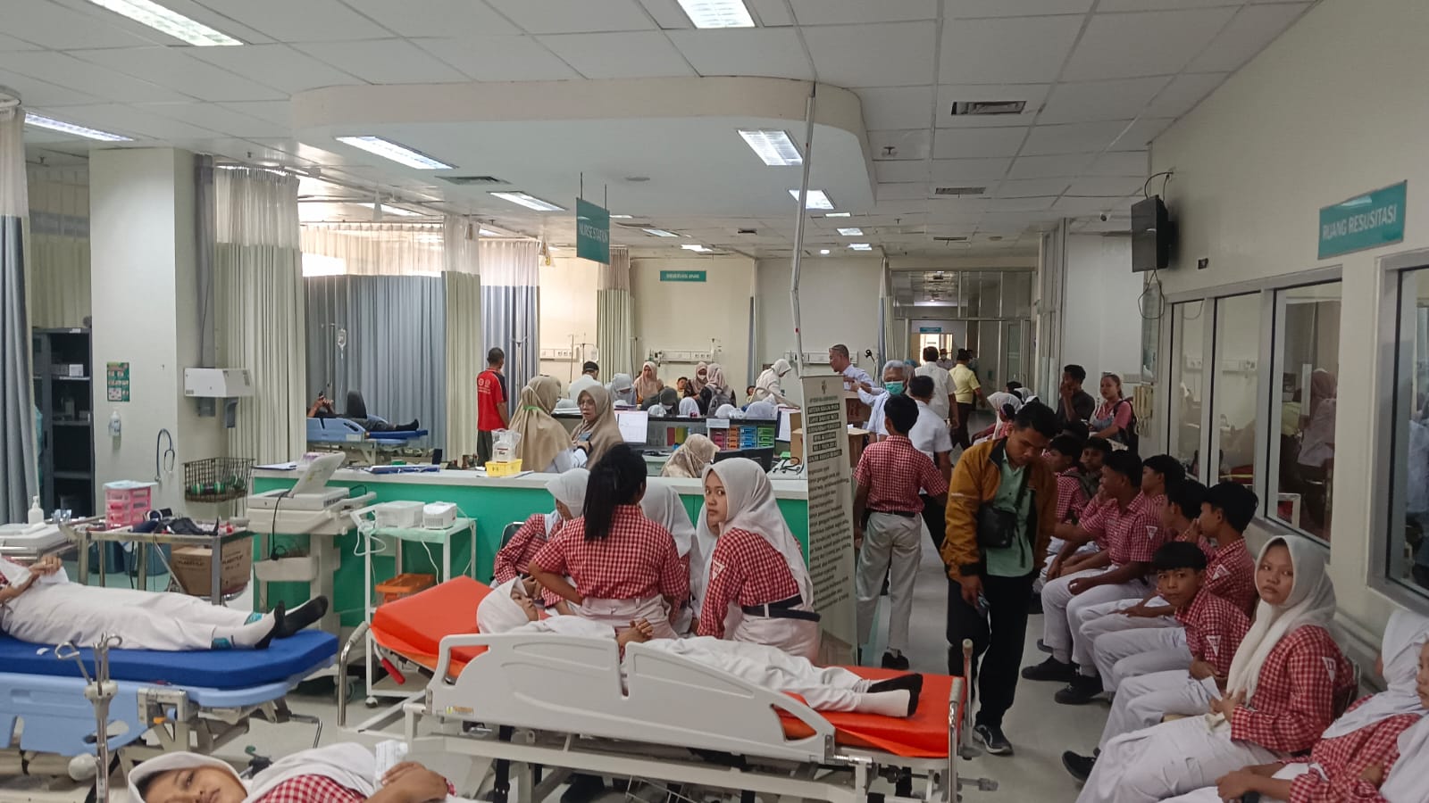 Siswa korban dugaan keracunan MBG menjalani perawatan di RSUD RAA Soewondo Pati