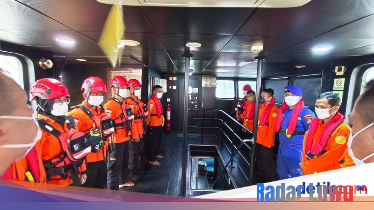 Pencarian lima jurnalis hilang kontak di perairan Selat Sunda