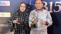 Bupati Luwu Timur Irwan Bachri Syam menerima penghargaan KompasTV