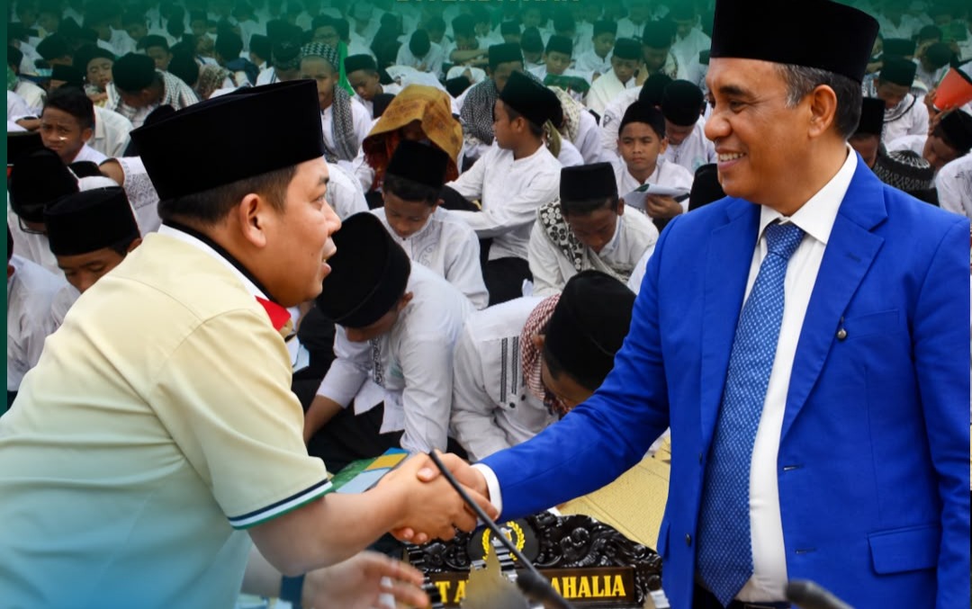 Ketua Fraksi PKB DPRD Sulteng Muhammad Safri bersama Gubernur Anwar Hafid