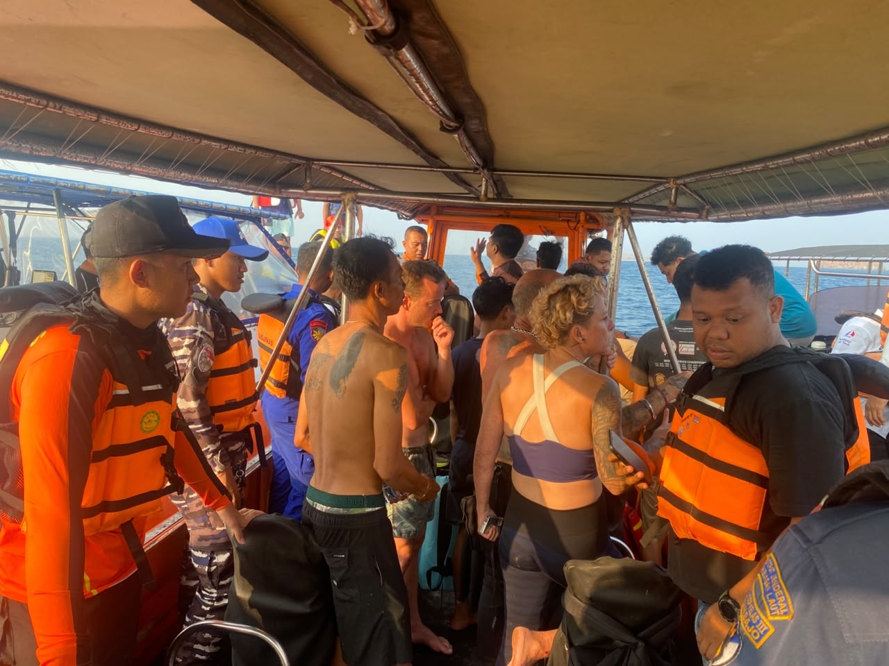 Kapal Pinisi Feronia Tenggelam di Komodo, Korban Dive Master Masih Dicari