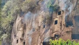 Liang Pongtimban Baruppu Toraja Utara terbakar
