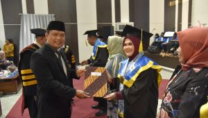 Lulusan Untad Diminta Jawab Tantangan Pembangunan Sulteng