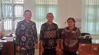 nasrullah-mediator-disnaker-lutim-1200x630-1 Mediator Hubungan Industrial Distransnaker Luwu Timur Nasrullah di kantor Distransnaker Luwu Timur