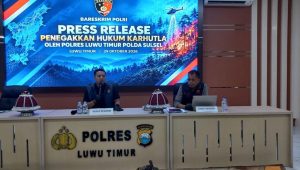 Konferensi pers penegakan hukum karhutla Polres Luwu Timur