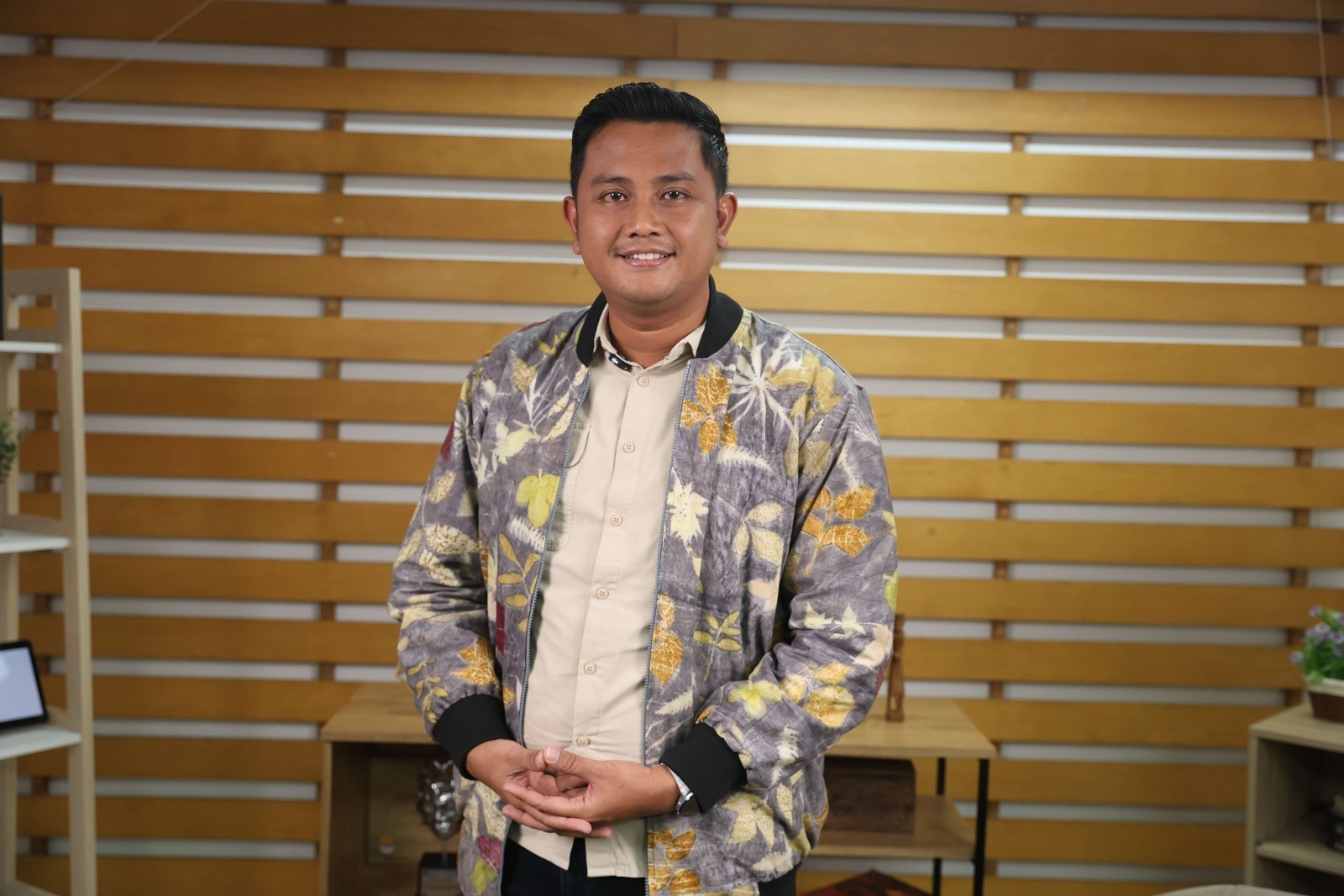 ott-kpk-bupati-klaten-dan-19-orang-diamankan-rp-1-miliar-dis OTT KPK: Bupati Klaten dan 19 Orang Diamankan, Rp 1 Miliar Disita