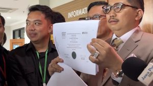 Penggugat Ijazah Gibran Walk Out dari Sidang PTUN, Kubu Gibran Pamer Dokumen SD-S1