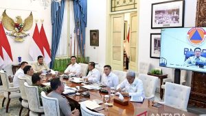 Prabowo Pimpin Rapat Karhutla, 60.177 Personel Dikerahkan di Darat