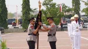 Rizal Irawan Resmi Pegang Pataka Wira Dharma Brata Polda Sulteng