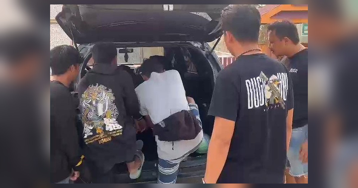Tim URC Resmob Polres Luwu mengamankan pelaku pencurian dan pembakaran PT SGS Bua